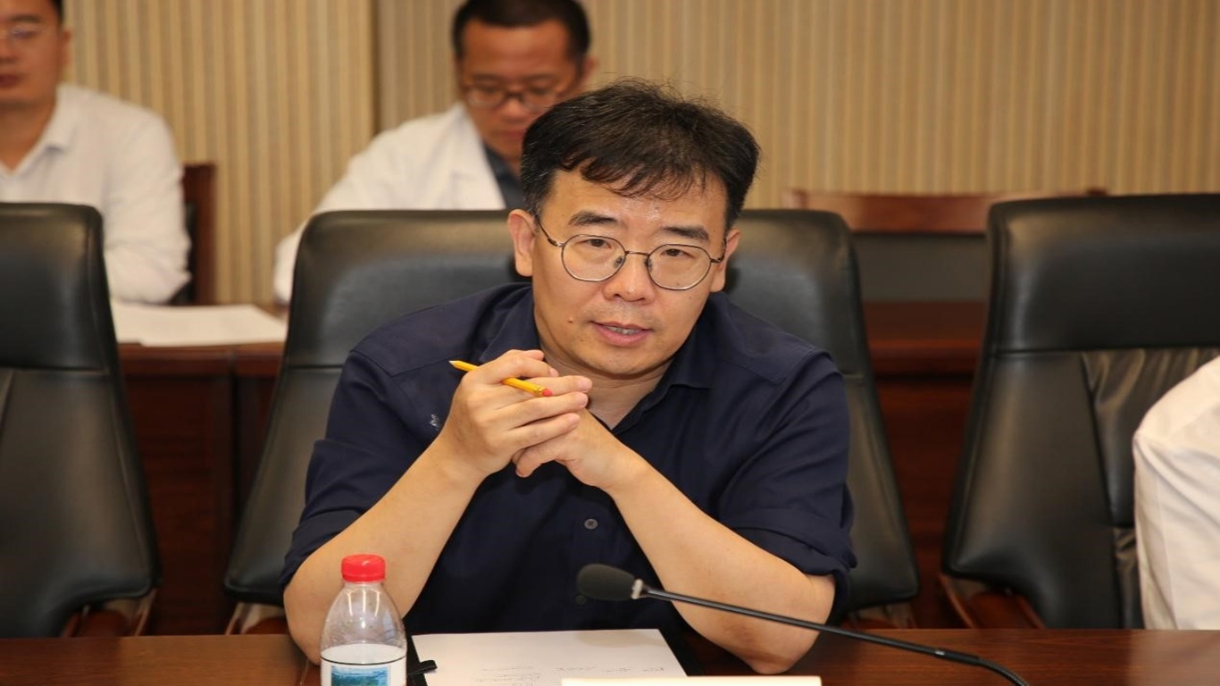 Delegation of Nanyang Technological University Visits Qilu Hospital