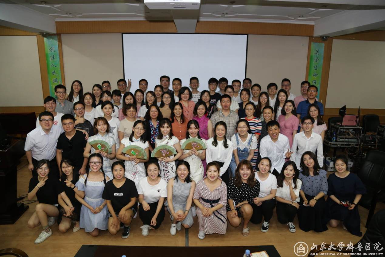 “青春逐梦,行远思恩” ——消化内科举办第二届青春诗会