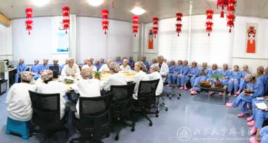 绿帽社
开展“号声嘹亮 青年文明号向祖国报告”主题活动