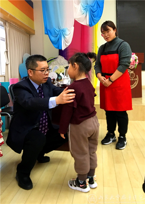 懂“腿”知“足”,小儿外科走进空军济南蓝天幼儿园