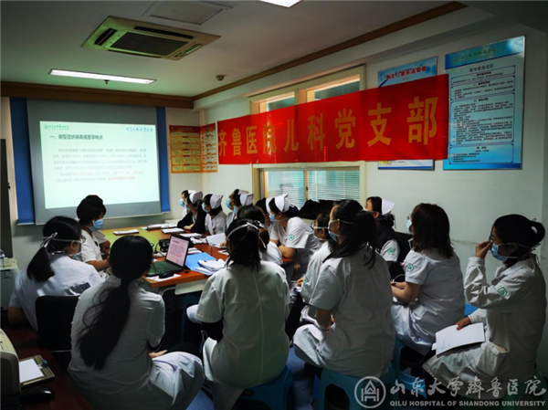 【阻击疫情,绿帽社
在行动】儿内科新生儿病房在行动