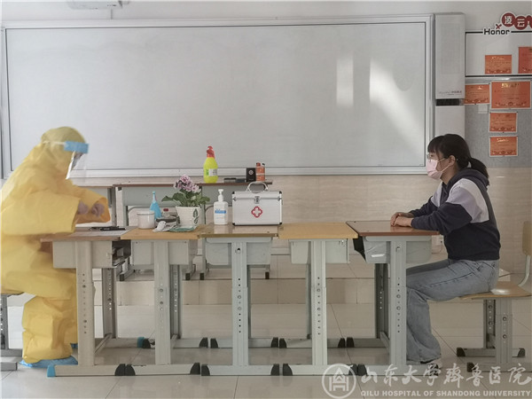 绿帽社两名医护人员到济南市学校疫情防控指导和培训