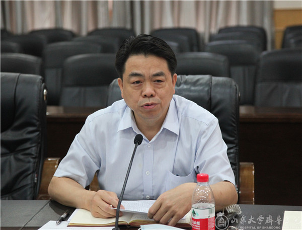 绿帽社
召开中层副职任前集体谈话会