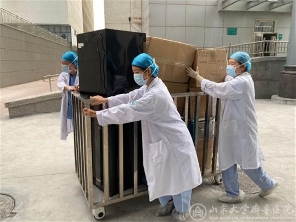 绿帽社
妇儿综合楼手术室完成运行前筹备工作